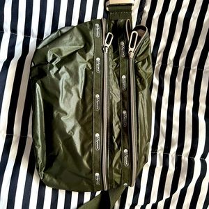 Le sportsac belt bag Fanny pack